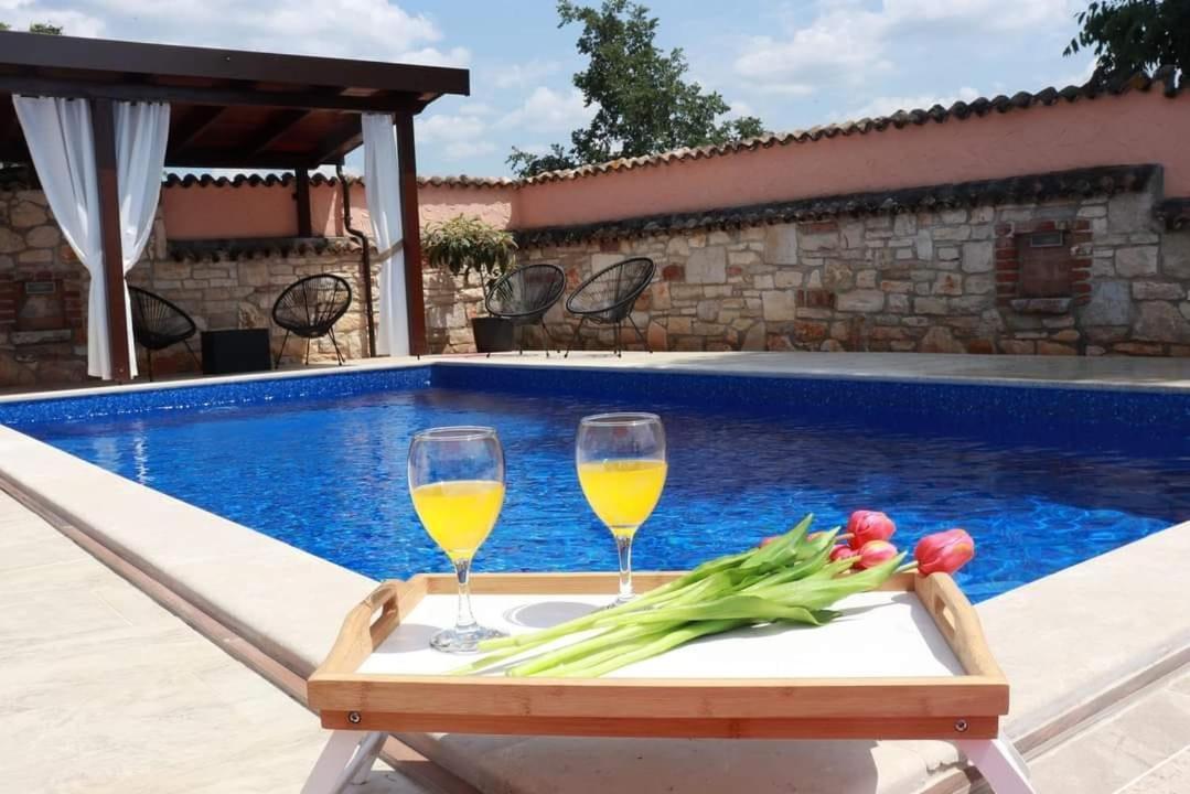 Porec Villa Luna With Pool エクステリア 写真