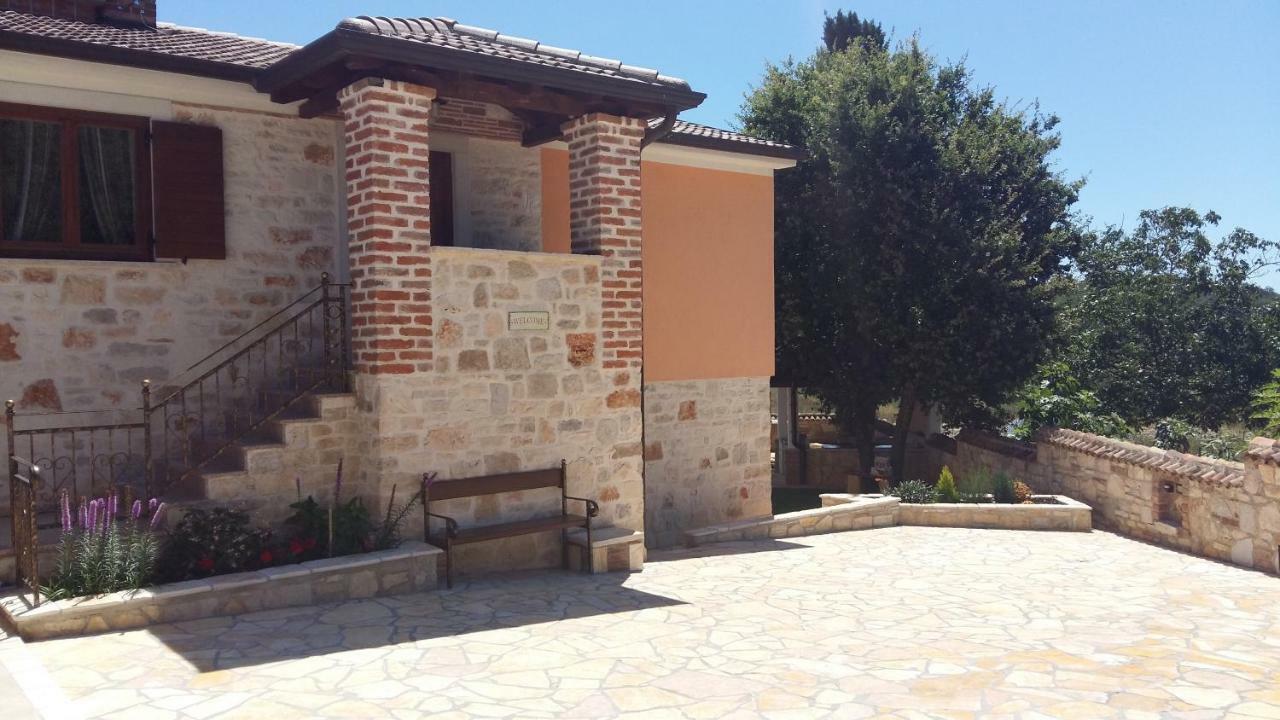 Porec Villa Luna With Pool エクステリア 写真