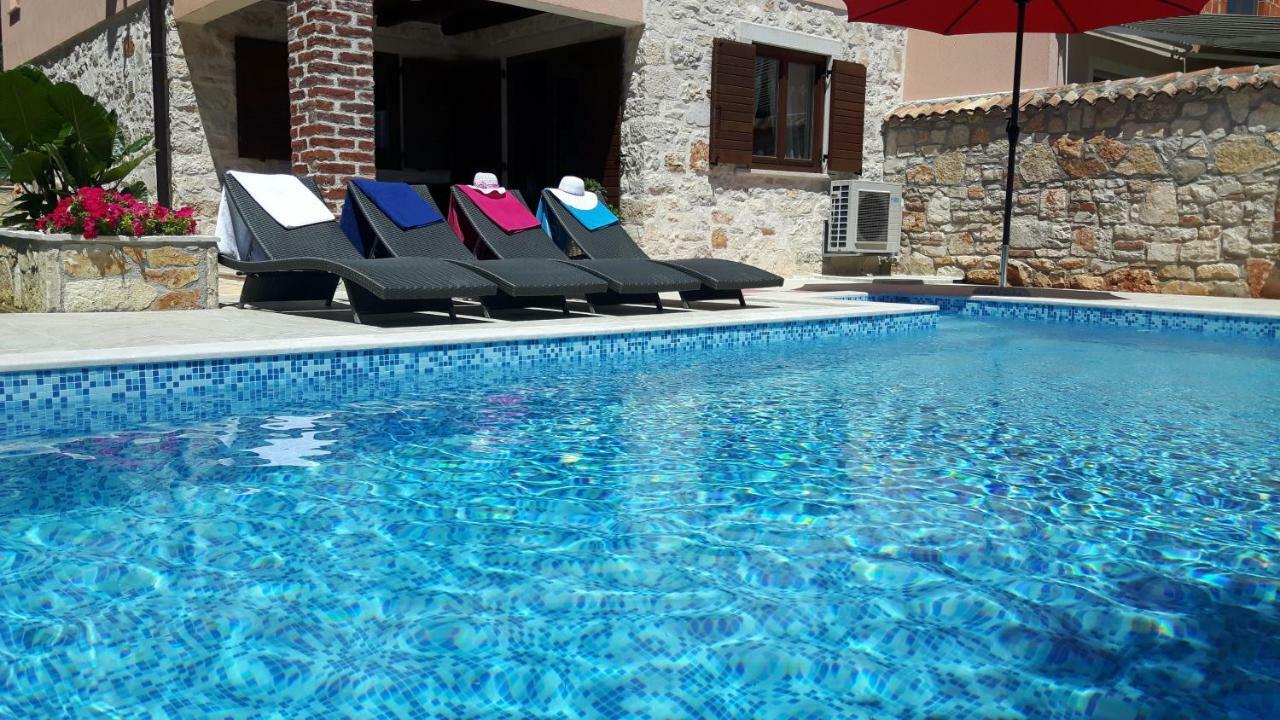 Porec Villa Luna With Pool エクステリア 写真